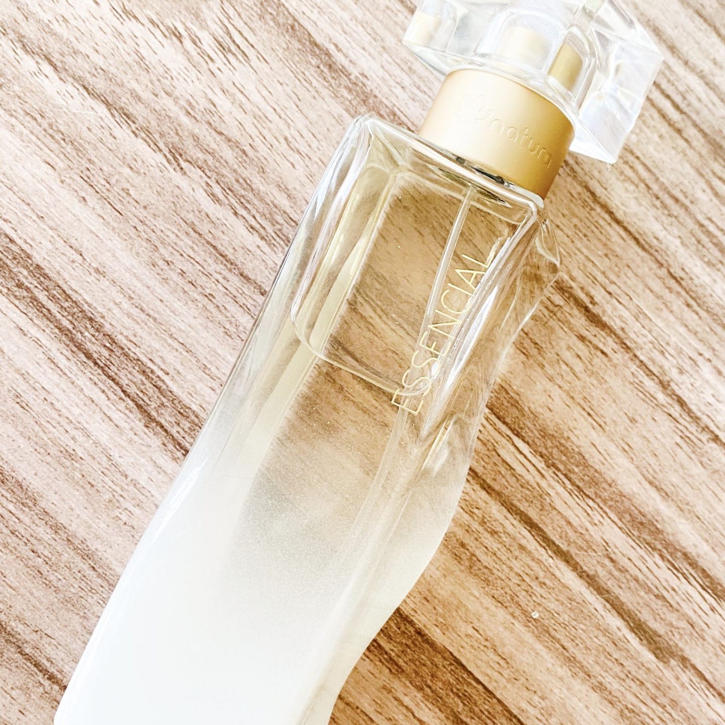 Natural Essencial Clásico Eau De Parfum